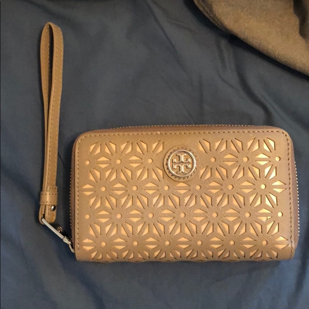 Tory Burch Wristlet wallet